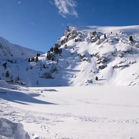 Falkert-huette „beim Almoehi