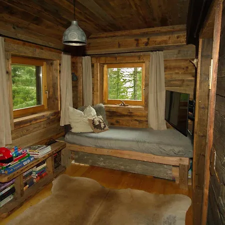 Chalet Falkert-huette „beim Almoehi