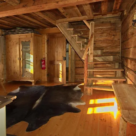 Falkert-huette „beim Almoehi