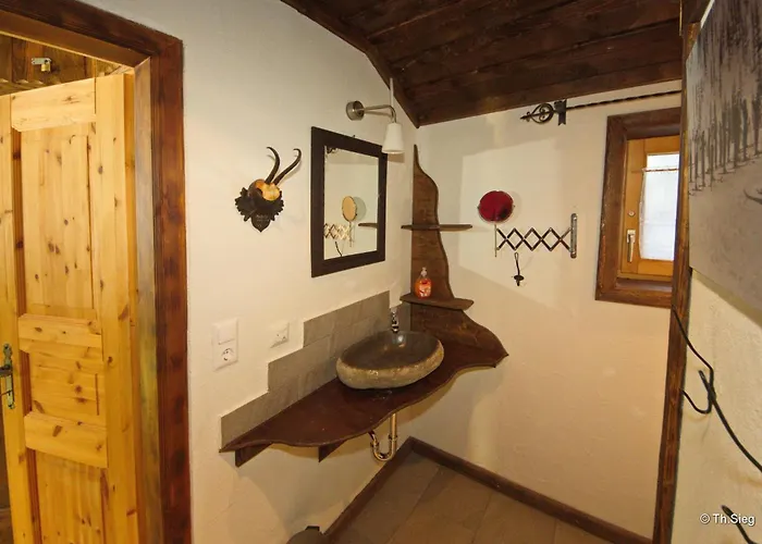 Chalet Falkert-huette „beim Almoehi